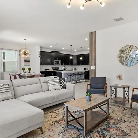 Upstay Championsgate Home W Pool Bbq & Game Room